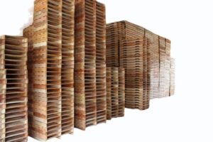 warehouse-wooden-pallets-1000x10 (1)